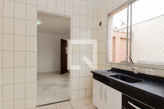 Cozinha de apartamento à venda com 2 quartos, 50m² em Jardim Valéria, Guarulhos