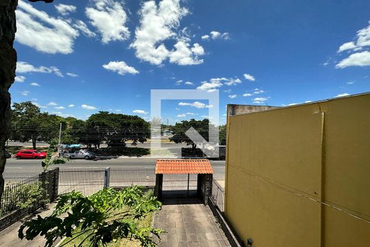 Varanda de casa à venda com 3 quartos, 400m² em Arroio da Manteiga, São Leopoldo