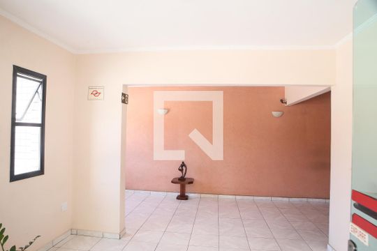 Hall de entrada de apartamento para alugar com 1 quarto, 65m² em Canto do Forte, Praia Grande