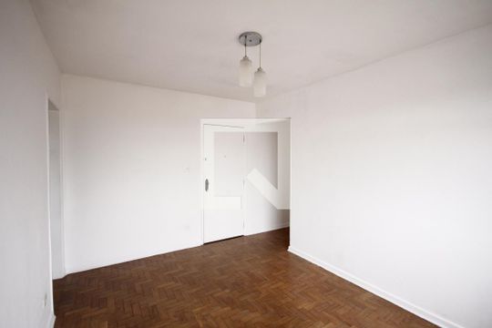 Sala de apartamento para alugar com 2 quartos, 59m² em Cambuci, São Paulo