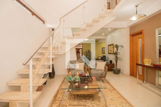 Sala de casa à venda com 3 quartos, 350m² em Jardim Lindóia, Porto Alegre