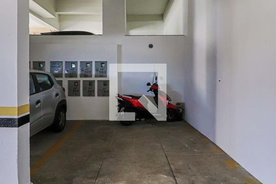 Garagem  de apartamento à venda com 2 quartos, 105m² em Concórdia, Belo Horizonte