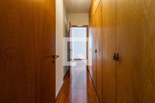 Corredor de apartamento à venda com 5 quartos, 230m² em Paraíso, São Paulo