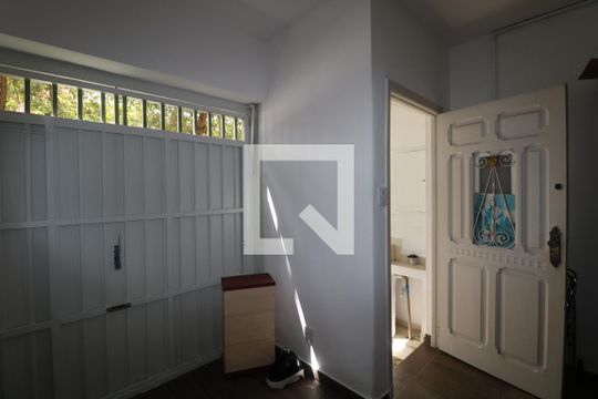 Sala de casa para alugar com 2 quartos, 70m² em Vila Pompéia, São Paulo