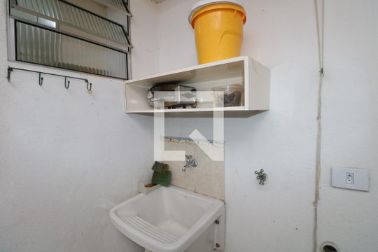 Área de Serviço de casa para alugar com 2 quartos, 70m² em Vila Pompéia, São Paulo