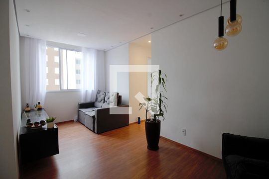 Apartamento para alugar com 2 quartos, 48m² em Jardim Monte Alegre, Taboão da Serra