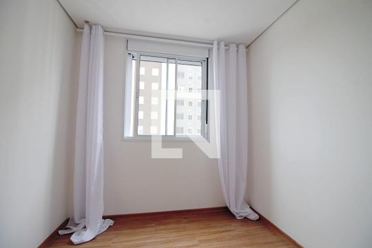 Quarto 2 de apartamento para alugar com 2 quartos, 48m² em Jardim Monte Alegre, Taboão da Serra