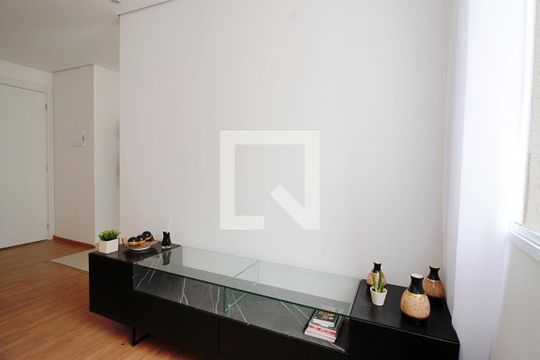 Sala de apartamento para alugar com 2 quartos, 48m² em Jardim Monte Alegre, Taboão da Serra