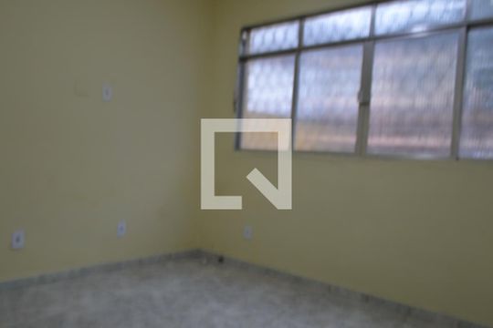 Sala de casa para alugar com 2 quartos, 82m² em Taquara, Rio de Janeiro