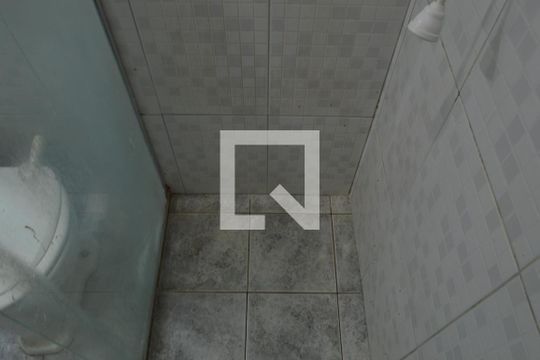 Banheiro de casa para alugar com 2 quartos, 82m² em Taquara, Rio de Janeiro