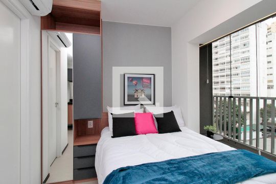 Studio de kitnet/studio para alugar com 0 quarto, 21m² em República, São Paulo