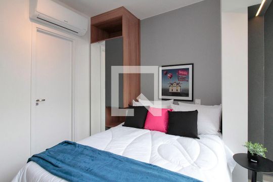 Studio de kitnet/studio para alugar com 0 quarto, 21m² em República, São Paulo