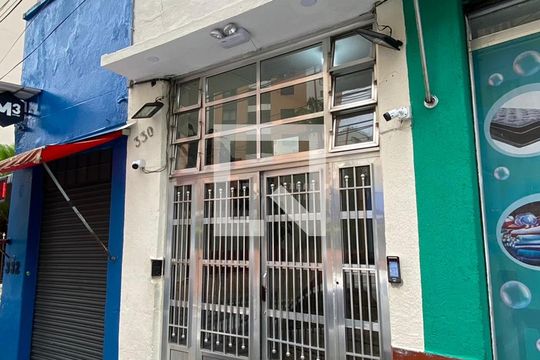 Fachada de apartamento para alugar com 1 quarto, 45m² em Aclimação, São Paulo