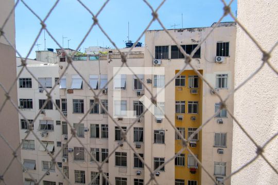 Vista de apartamento para alugar com 1 quarto, 45m² em Copacabana, Rio de Janeiro