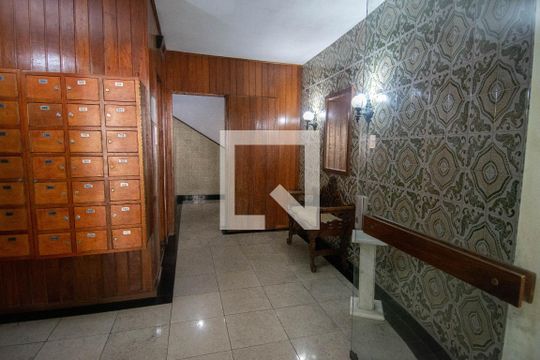 Portaria de apartamento para alugar com 1 quarto, 45m² em Copacabana, Rio de Janeiro
