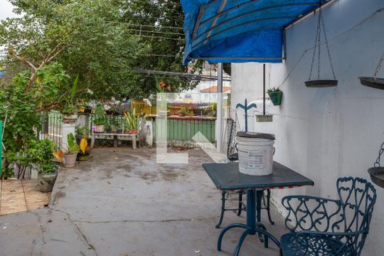 Varanda de casa à venda com 1 quarto, 220m² em Vila Ipojuca, São Paulo