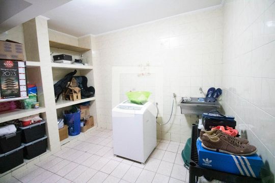 Área de Serviço de casa à venda com 3 quartos, 240m² em Vila Portugal, São Paulo
