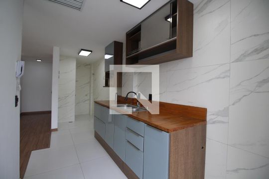 Cozinha de apartamento à venda com 2 quartos, 85m² em Taquara, Rio de Janeiro