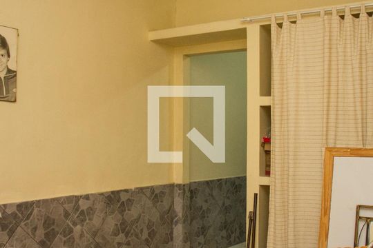 Quarto de casa à venda com 3 quartos, 90m² em Piedade, Rio de Janeiro