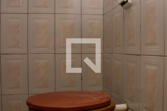 Banheiro da Suíte 01 de casa à venda com 3 quartos, 90m² em Piedade, Rio de Janeiro
