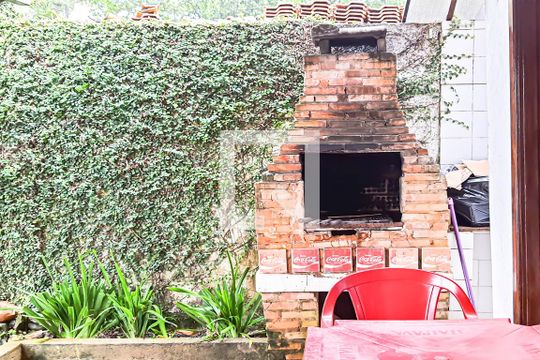 Churrasqueira de casa para alugar com 7 quartos, 650m² em Loteamento Joao Batista Juliao, Guarujá