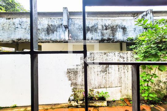 Vista do Quarto 6 de casa para alugar com 7 quartos, 650m² em Loteamento Joao Batista Juliao, Guarujá