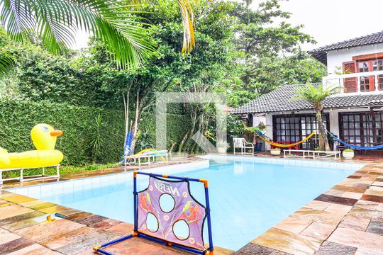 Piscina de casa para alugar com 7 quartos, 650m² em Loteamento Joao Batista Juliao, Guarujá