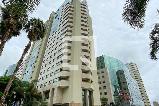 Fachada de apartamento para alugar com 1 quarto, 47m² em Asa Sul, Brasília