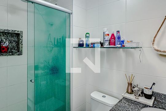 Banheiro da Suíte de apartamento para alugar com 1 quarto, 24m² em Tatuapé, São Paulo