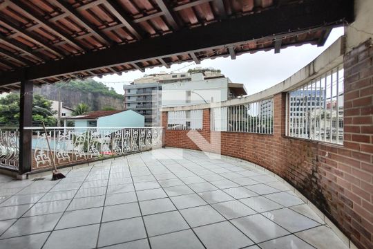 Varanda do segundo pavimento  de casa para alugar com 8 quartos, 548m² em Freguesia (jacarepaguá), Rio de Janeiro