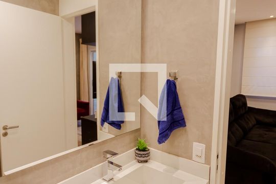 Banheiro de apartamento à venda com 2 quartos, 90m² em Utinga, Santo André