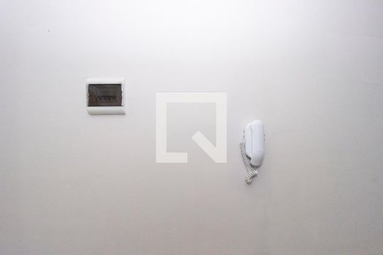 Sala/Quarto de apartamento para alugar com 0 quarto, 32m² em Cordovil, Rio de Janeiro