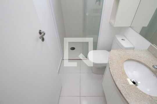 Banheiro de kitnet/studio à venda com 0 quarto, 29m² em Bela Vista, São Paulo