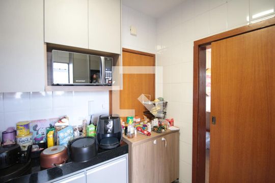 Cozinha de apartamento à venda com 4 quartos, 144m² em Ouro Preto, Belo Horizonte