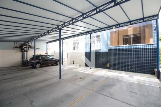 Garagem de apartamento à venda com 4 quartos, 144m² em Ouro Preto, Belo Horizonte
