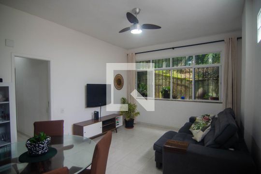 Apartamento à venda com 3 quartos, 115m² em Leme, Rio de Janeiro