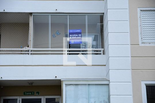 Placa Quinto Andar de apartamento para alugar com 2 quartos, 50m² em Jardim Isis, Cotia
