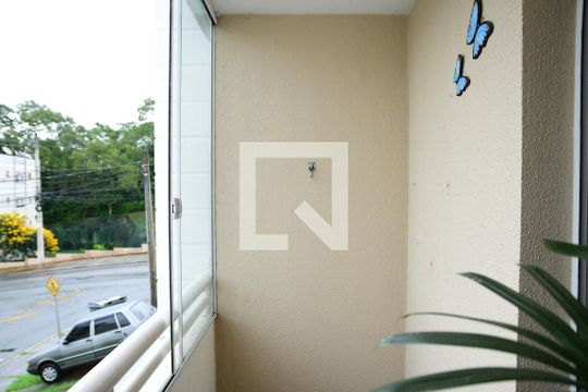 Sacada de apartamento para alugar com 2 quartos, 50m² em Jardim Isis, Cotia