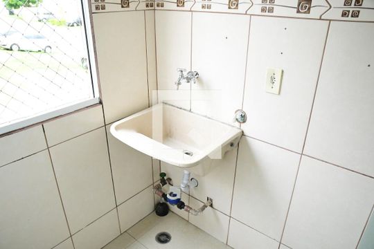 Área de Serviço de apartamento para alugar com 2 quartos, 50m² em Jardim Isis, Cotia