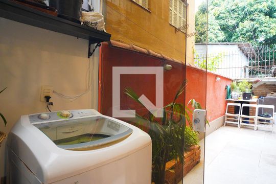 Área de Serviço de apartamento à venda com 2 quartos, 70m² em Navegantes, Porto Alegre