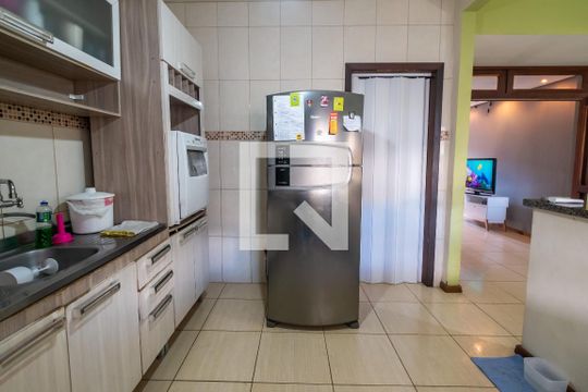 Cozinha de casa à venda com 4 quartos, 142m² em Hípica, Porto Alegre