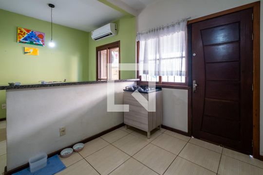 Cozinha de casa à venda com 4 quartos, 142m² em Hípica, Porto Alegre