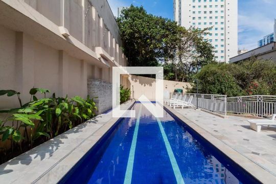 Piscina de apartamento à venda com 2 quartos, 54m² em Pinheiros, São Paulo