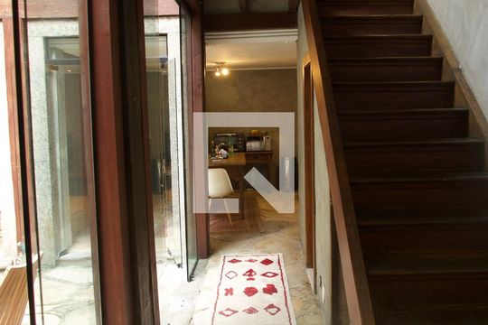 Corredor de casa à venda com 3 quartos, 320m² em Gávea, Rio de Janeiro