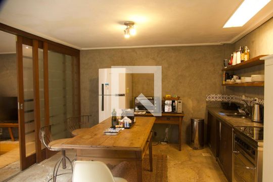 Cozinha americana de casa à venda com 3 quartos, 320m² em Gávea, Rio de Janeiro