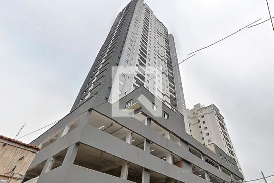 Fachada de apartamento para alugar com 2 quartos, 46m² em Vila Esperança, São Paulo
