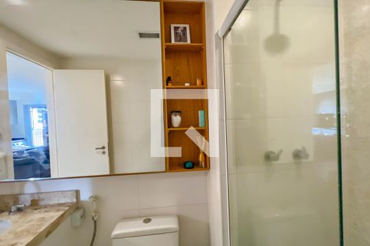 Banheiro de apartamento para alugar com 1 quarto, 44m² em Centro, Rio de Janeiro