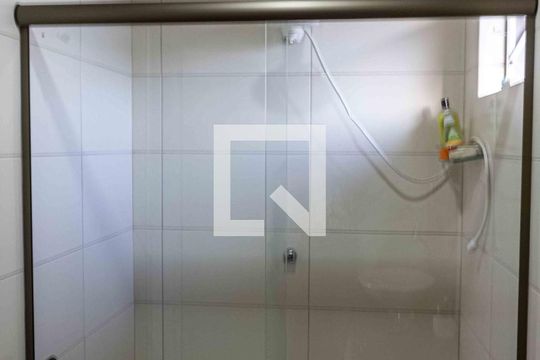 Banheiro terraço de apartamento à venda com 2 quartos, 123m² em Vila Ipiranga, Porto Alegre