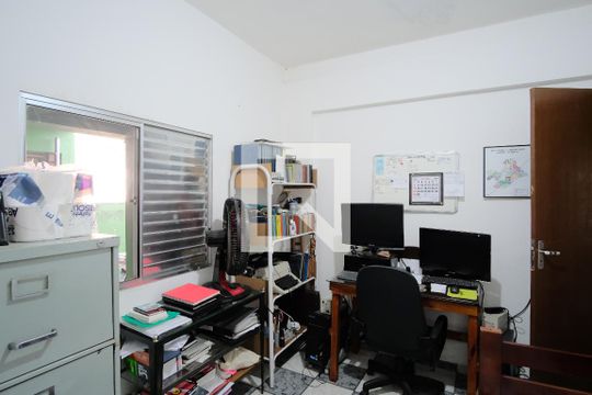 Quarto 2 de casa à venda com 4 quartos, 250m² em Vila Aricanduva, São Paulo
