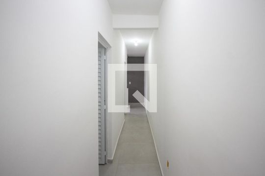 Corredor de casa para alugar com 2 quartos, 100m² em Vila Nova, São Paulo